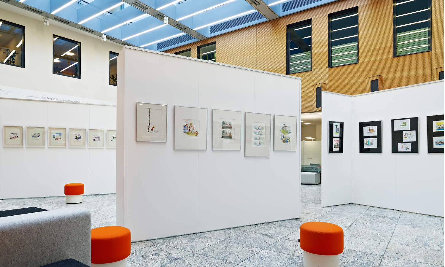 Mila-wall Ausstellungswand in der Kreissparkasse Augsburg